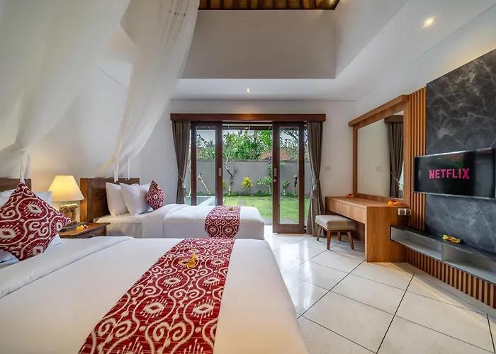 Md 2 Stylish 3 Bedroom W/ Sunny Pool At Prime Eat Street Seminyak