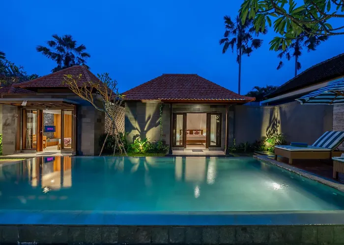 Villa Md 2 Stylish 3 Bedroom W/ Sunny Pool At Prime Eat Street Seminyak