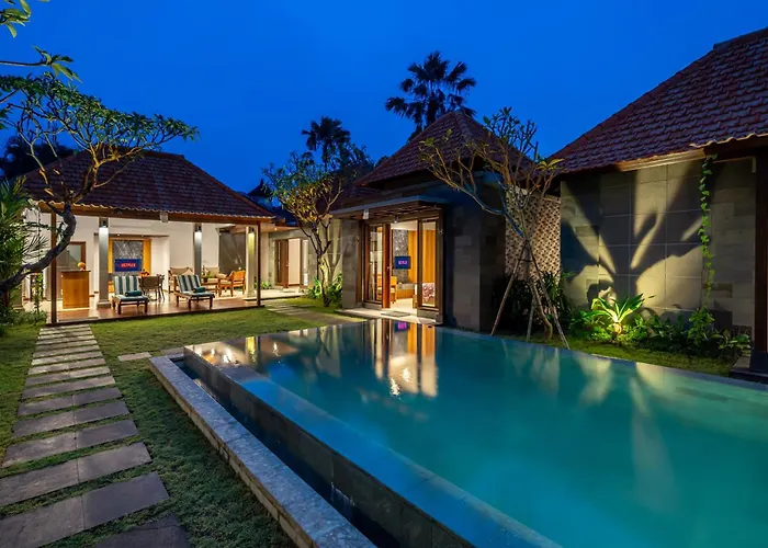Md 2 Stylish 3 Bedroom W/ Sunny Pool At Prime Eat Street Seminyak
